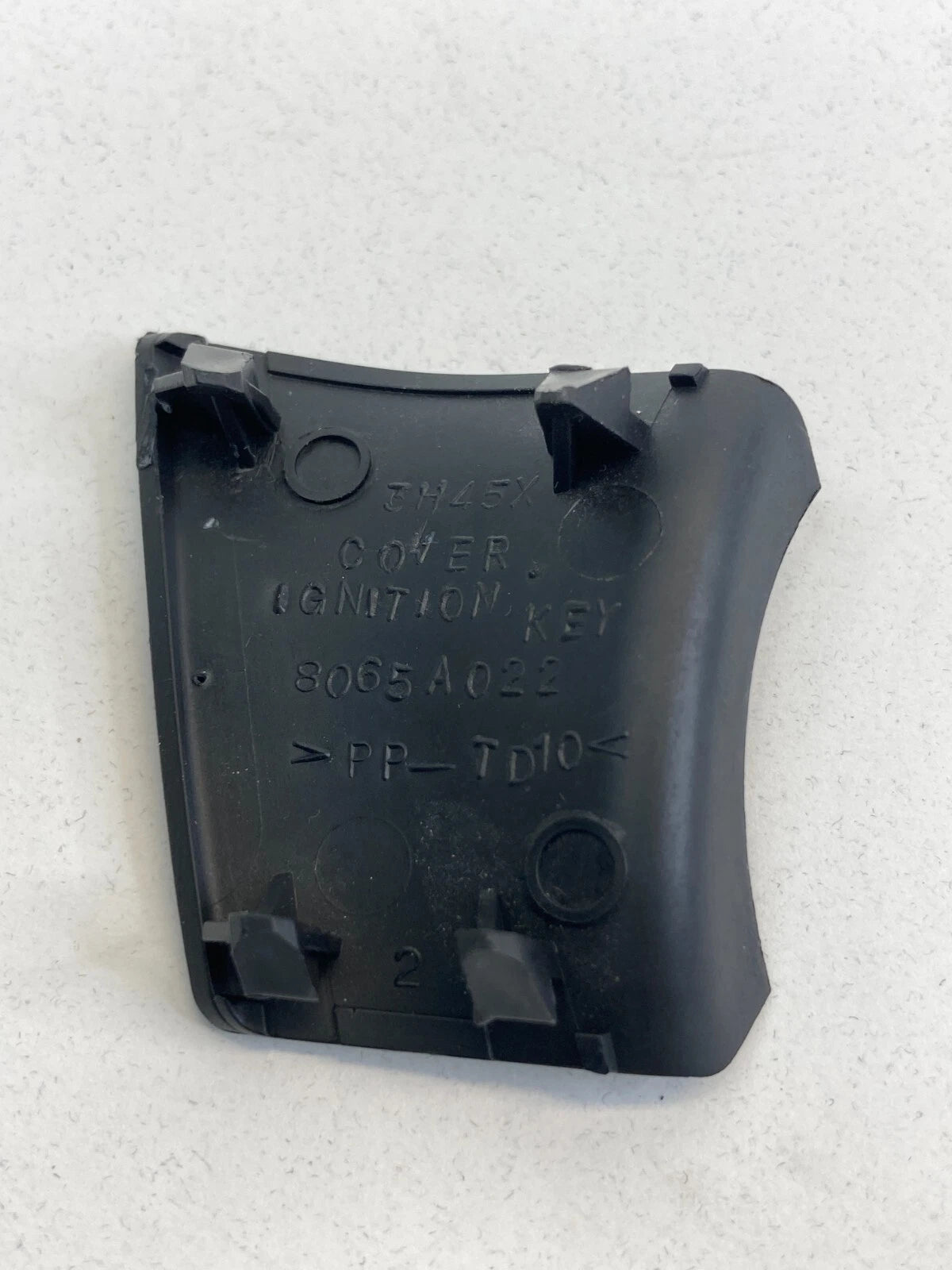 2008-2017 MITSUBISHI LANCER 2.0L L4 16V IGNITION SWITCH KEY COVER 8065A022 OEM