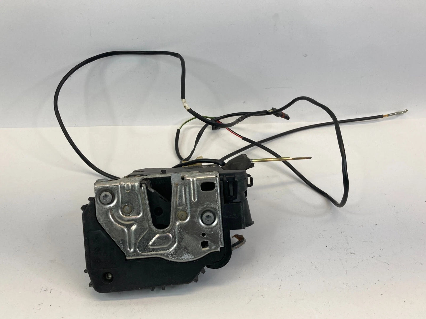 2001-2005 MERCEDES-BENZ C 320 FRONT RIGHT SIDE DOOR LOCK LATCH RELEASE ACTUATOR