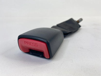 08-14 MITSUBISHI LANCER REAR CENTER SEAT BELT RECEIVER BUCKLE CONNECTOR E034501