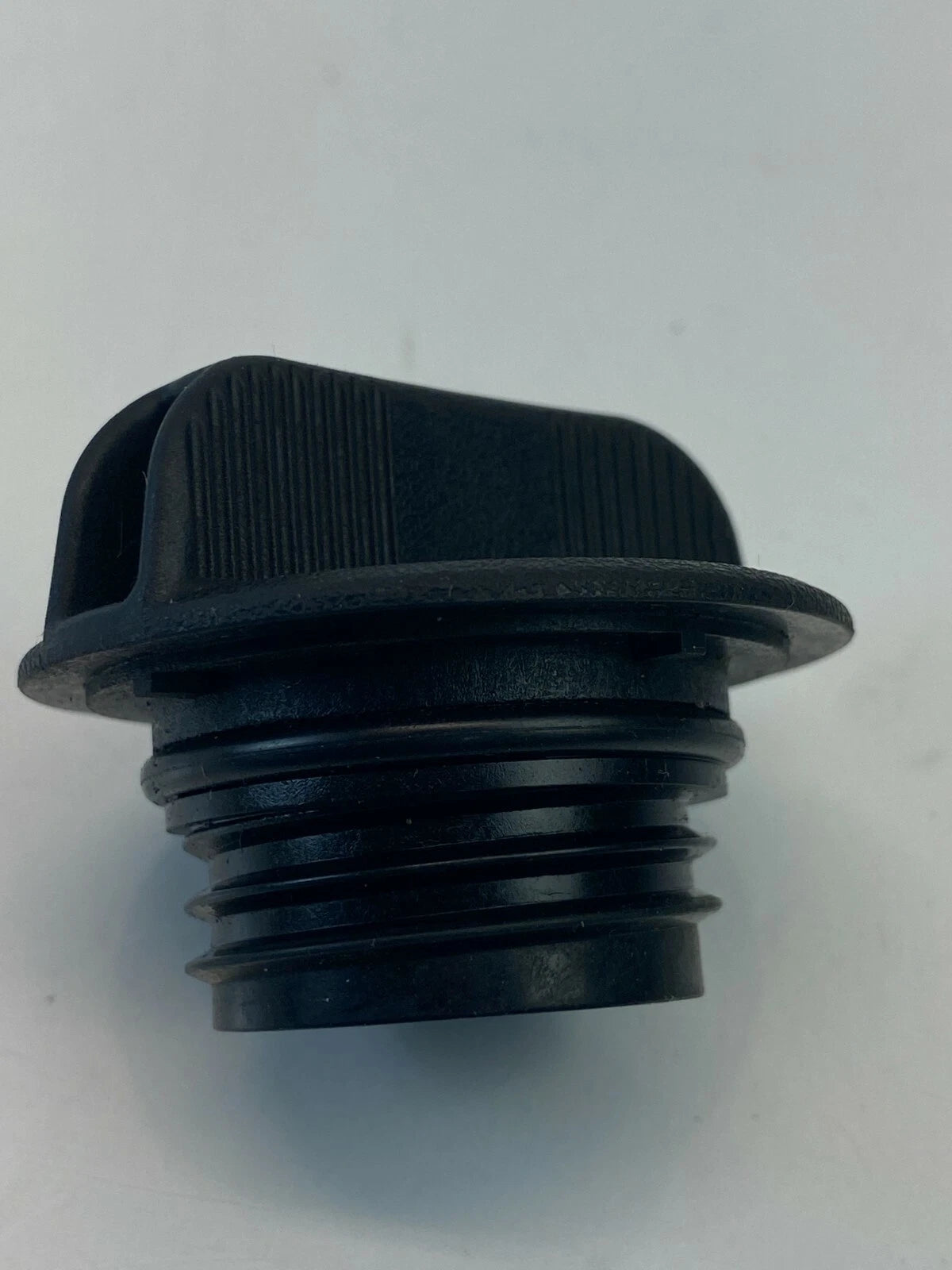 2014-2020 MITSUBISHI MIRAGE HATCHBACK ENGINE OIL FILLER CAP LID COVER OEM