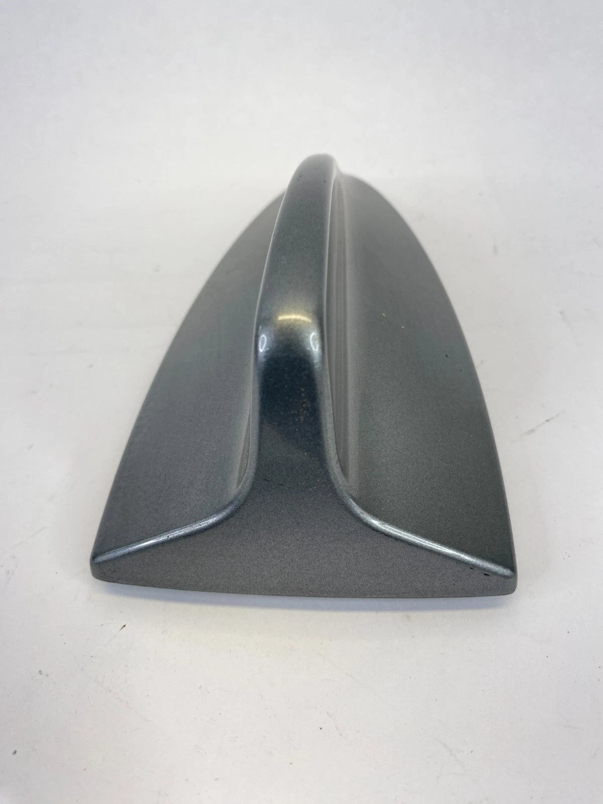2009-2012 BMW 328I XDRIVE ROOF MOUNT SHARK FIN RADIO ANTENNA COVER 6988636-06
