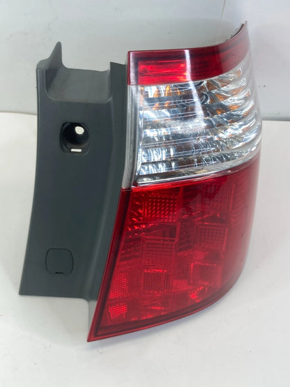 2005-2007 HONDA ODYSSEY RIGHT PASSENGER TAIL LIGHT OUTER TAIL LAMP TAILLIGHT OEM