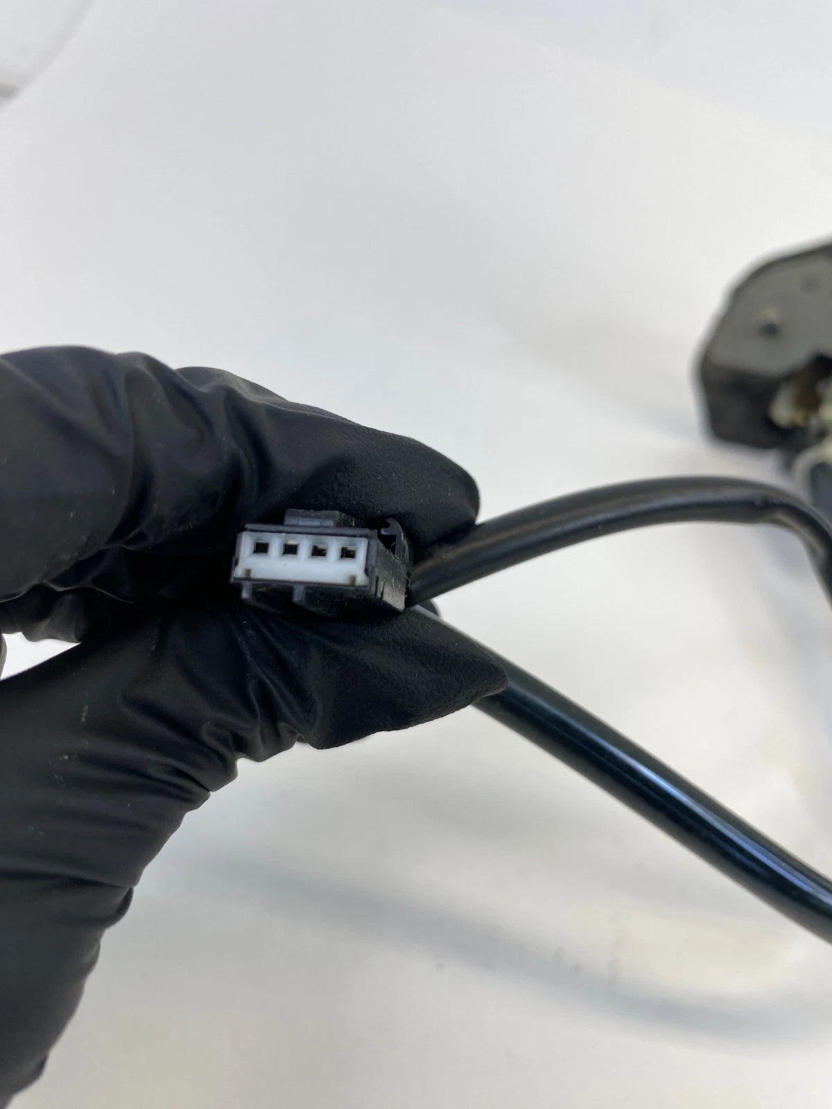 13-19 FORD POLICE INTERCEPTOR UTILITY REAR TRUNK TAILGATE LOCK LATCH ACTUATOR