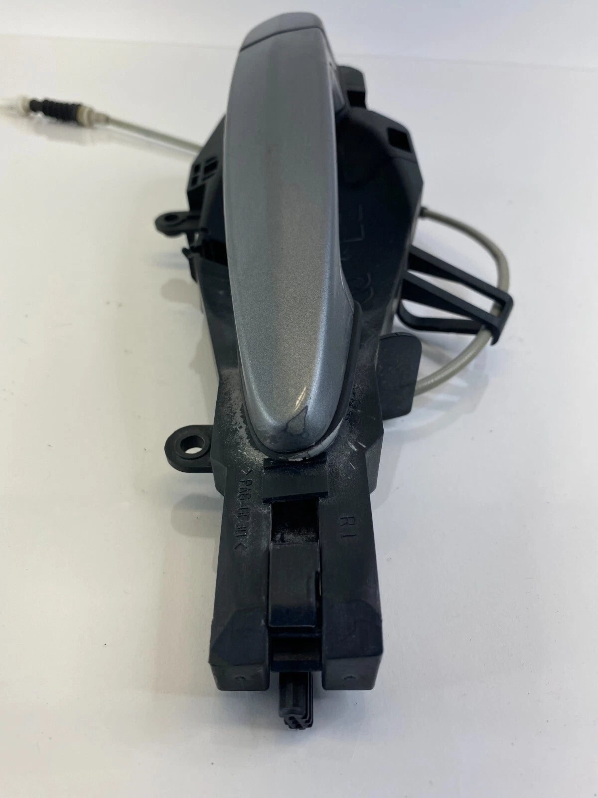 2007 07 BMW X5 REAR RIGHT PASSENGER OUTSIDE EXTERIOR DOOR HANDLE ASSEMBLY OEM