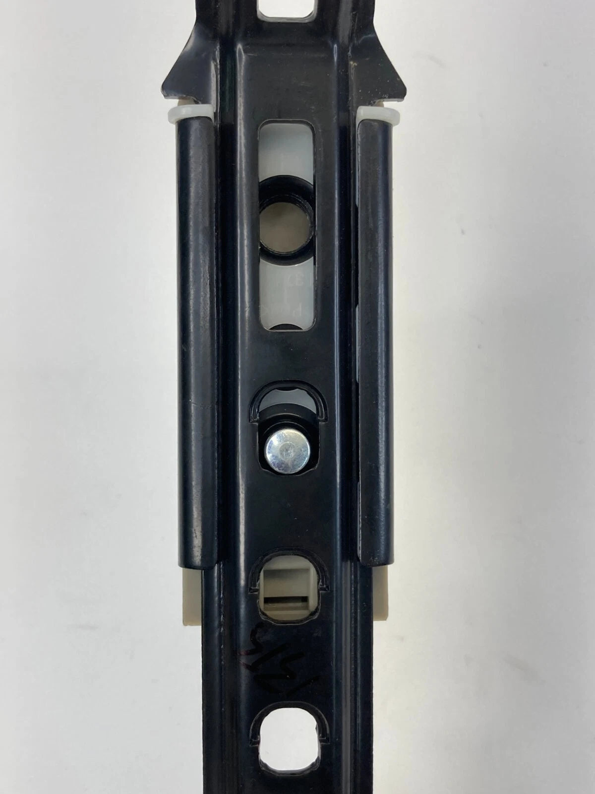 2009-2014 NISSAN MURANO REAR RIGHT SIDE SEAT BELT HEIGHT ADJUSTER OEM