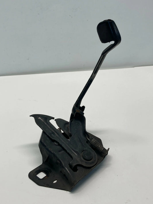 2001-2007 CHRYSLER TOWN & COUNTRY FRONT HOOD LOCK LATCH RELEASE HANDLE OEM
