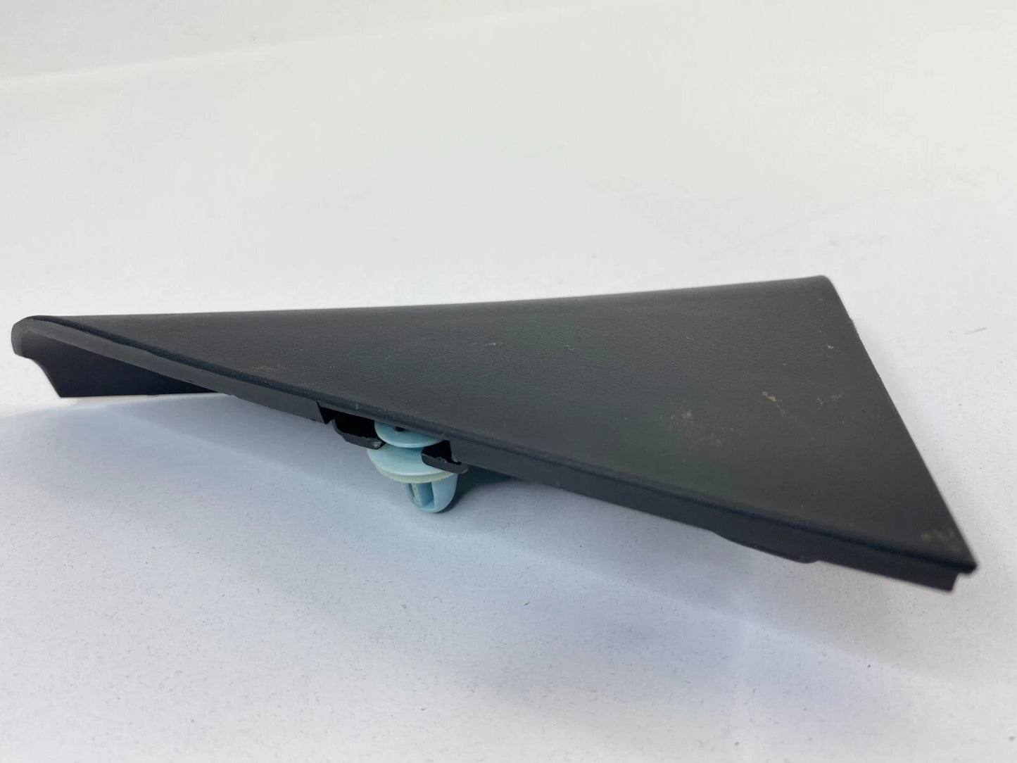 2007-2009 ACURA RDX REAR LEFT SIDE DOOR INNER CORNER COVER TRIM 72980-STK-A000