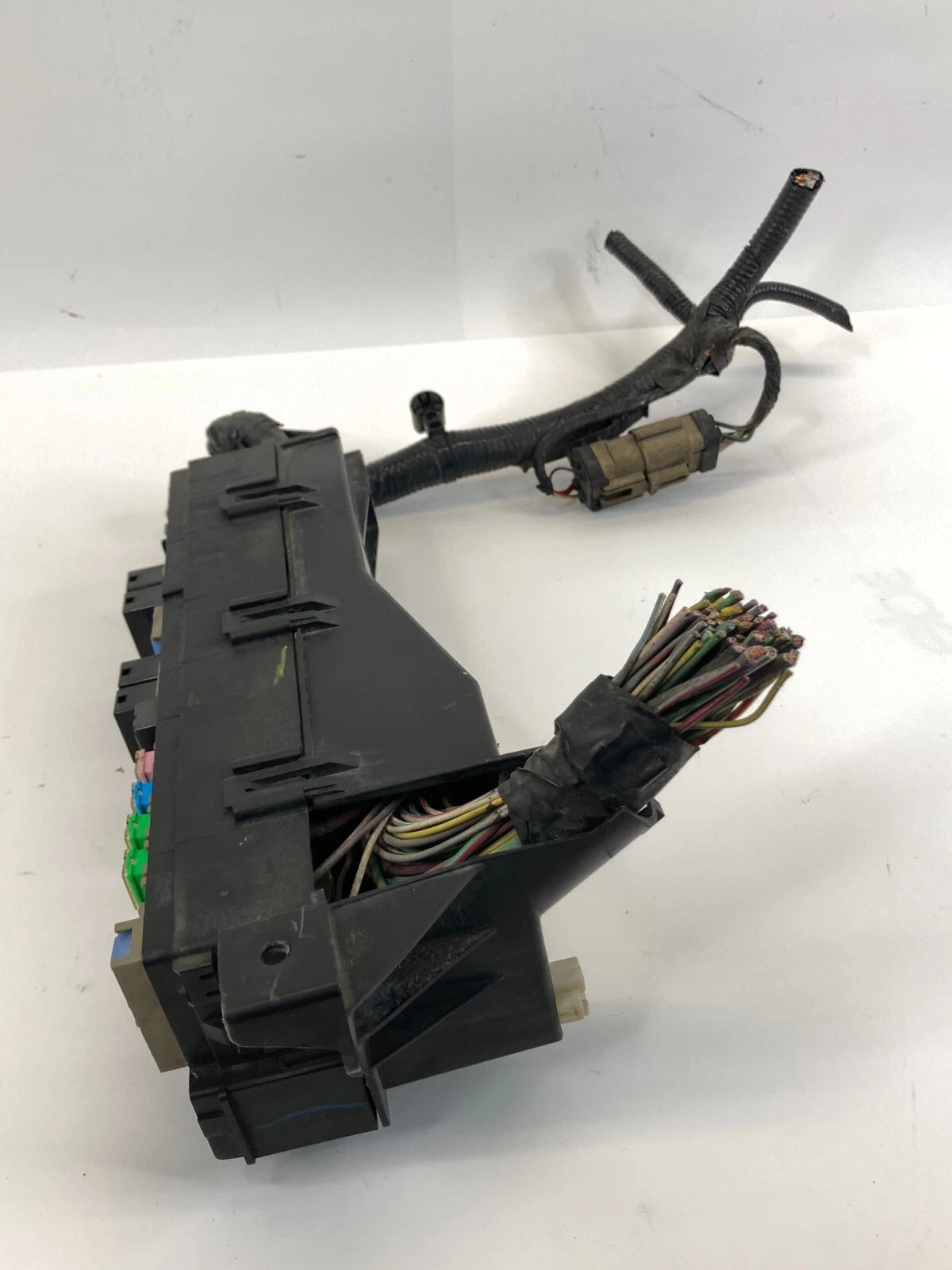 2008 FORD ESCAPE 3.0L ENGINE FUSE BOX RELAY JUNCTION BLOCK FUSEBOX 8L8T-14A003BB