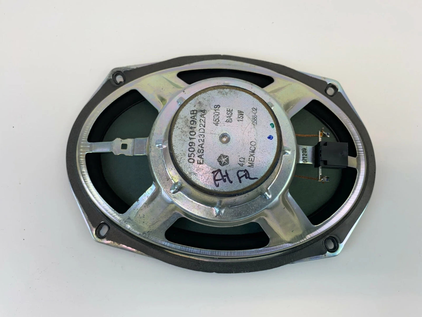 07-12 CALIBER 07-17 PATRIOT 07-24 COMPASS FRONT RIGHT DOOR SPEAKER 05091019AB