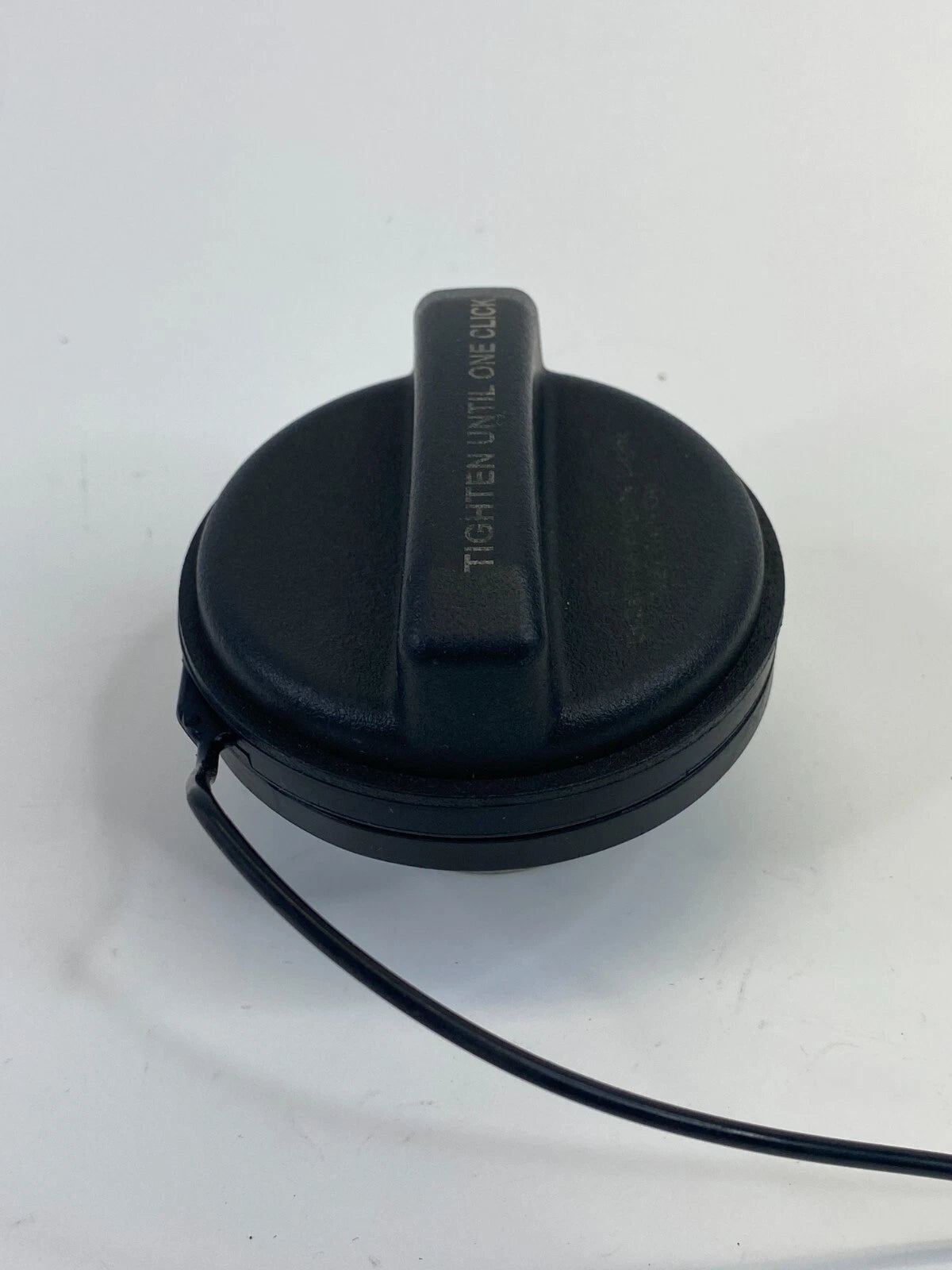 2011-2019 CHEVY CRUZE 2012-2020 CHEVY SONIC FUEL GAS TANK FILLER CAP COVER OEM