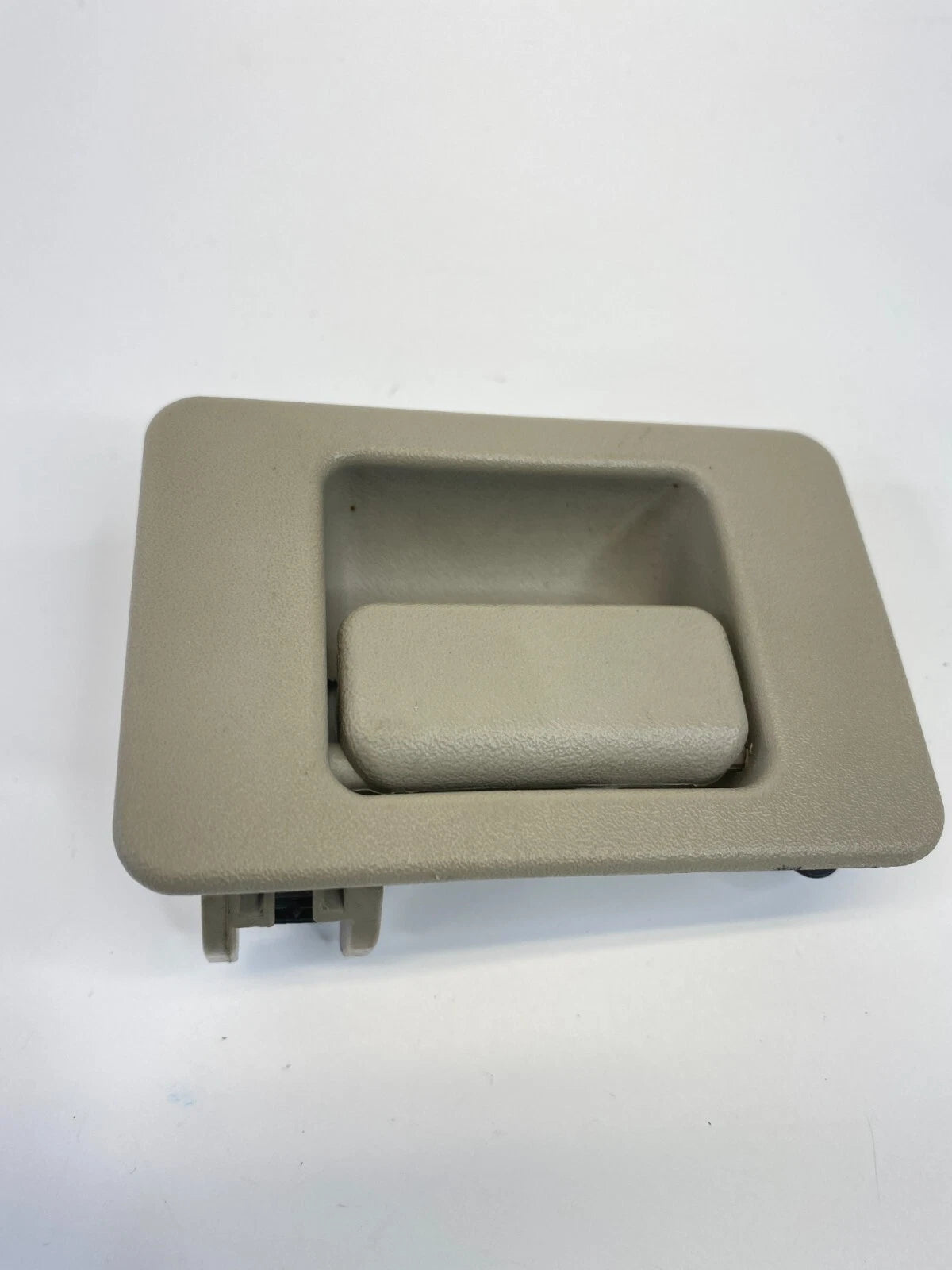 2006 FORD EXPLORER GLOVE BOX LOCK LATCH HANDLE RELEASE YL2A1006004AAW OEM