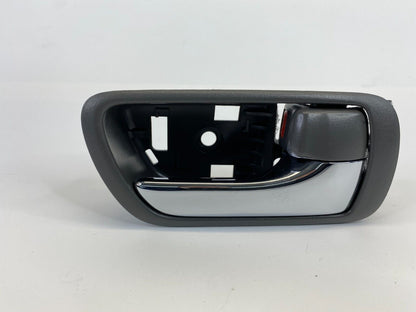 2002-2006 Toyota Camry Rear Right Side Inside Inner Door Handle 69273-AA020 OEM