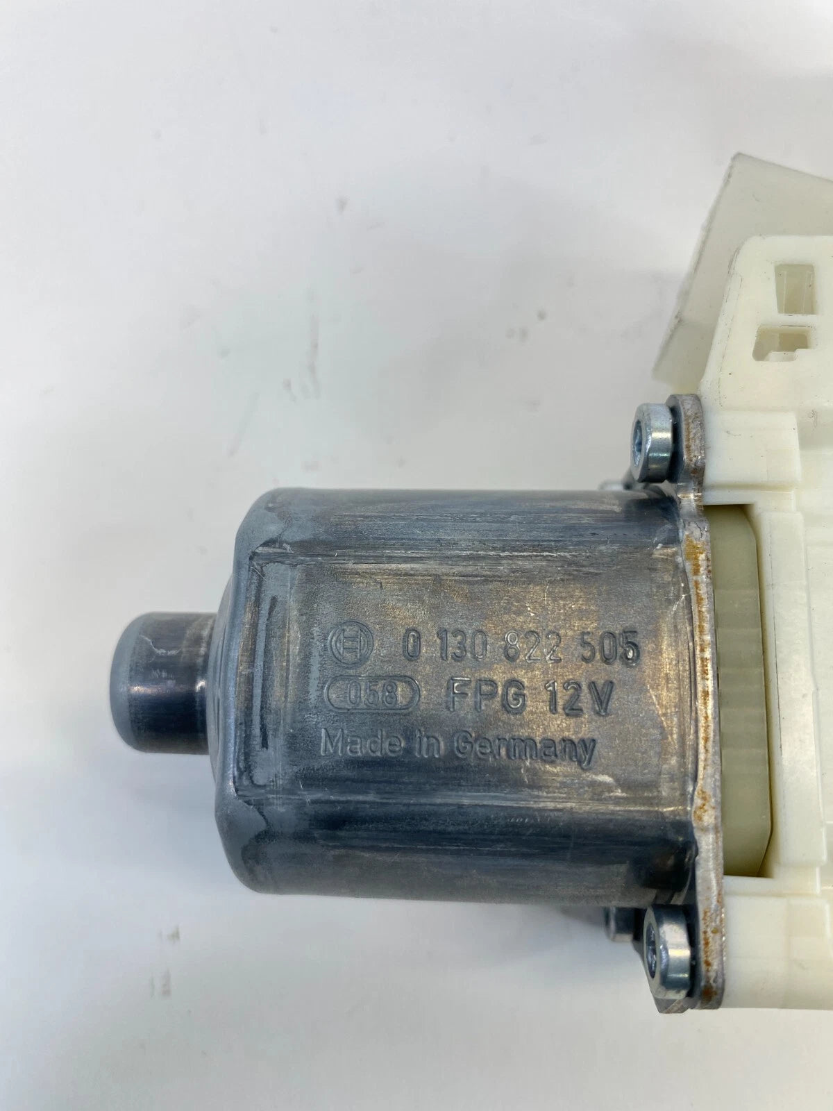 2010-2016 MERCEDES E350 REAR LEFT DOOR POWER WINDOW MOTOR 0130822505 OEM
