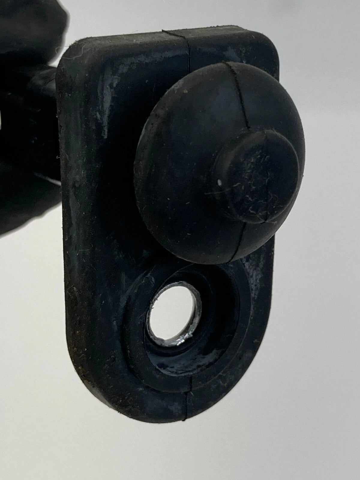 1995-2011 HYUNDAI ACCENT REAR RIGHT BACK SIDE DOOR JAMB AJAR LIGHT SENSOR SWITCH