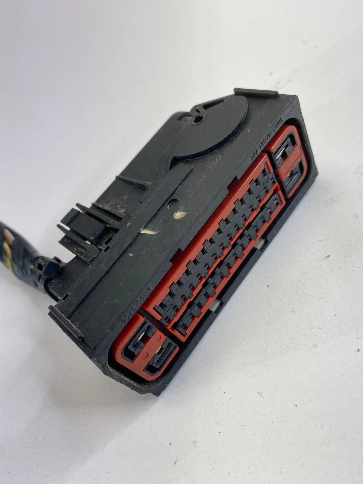 2004-2010 VOLVO S40 ABS ANTI LOCK BRAKE PUMP PIGTAIL PLUG CONNECTOR RELAY OEM