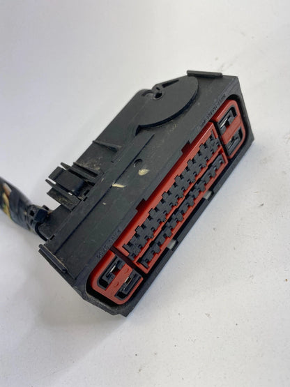 2004-2010 VOLVO S40 ABS ANTI LOCK BRAKE PUMP PIGTAIL PLUG CONNECTOR RELAY OEM