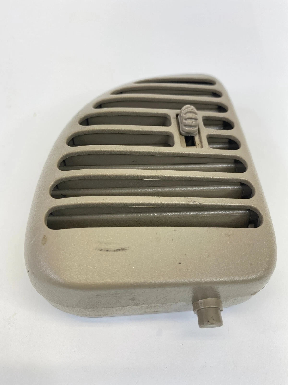 1999 2000 CADILLAC ESCALADE DASH LEFT OUTER AC HEATER AIR VENT GRILLE OUTLET OEM