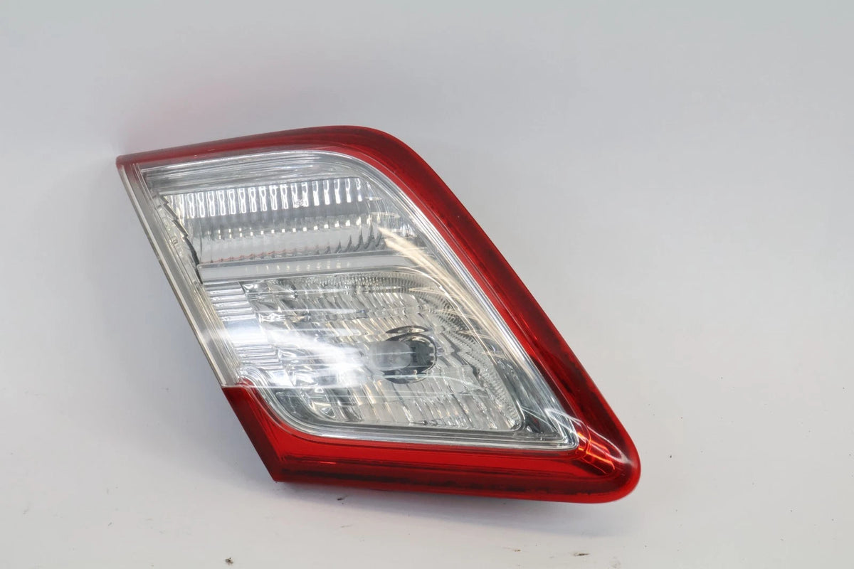 2010 2011 TOYOTA CAMRY HYBRID LEFT DRIVER SIDE TAIL LIGHT TAILLAMP INNER LED OEM