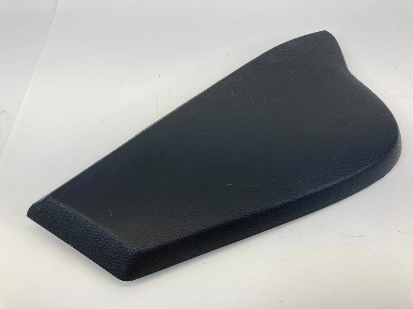 06-10 INFINITI M35 M45 LEFT DRIVER SIDE DASH END CAP COVER TRIM 68421-EH100 OEM