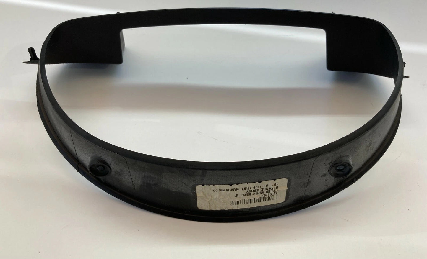 2007-2011 CHEVROLET HHR SPEEDOMETER INSTRUMENT CLUSTER DASH BEZEL TRIM PANEL OEM