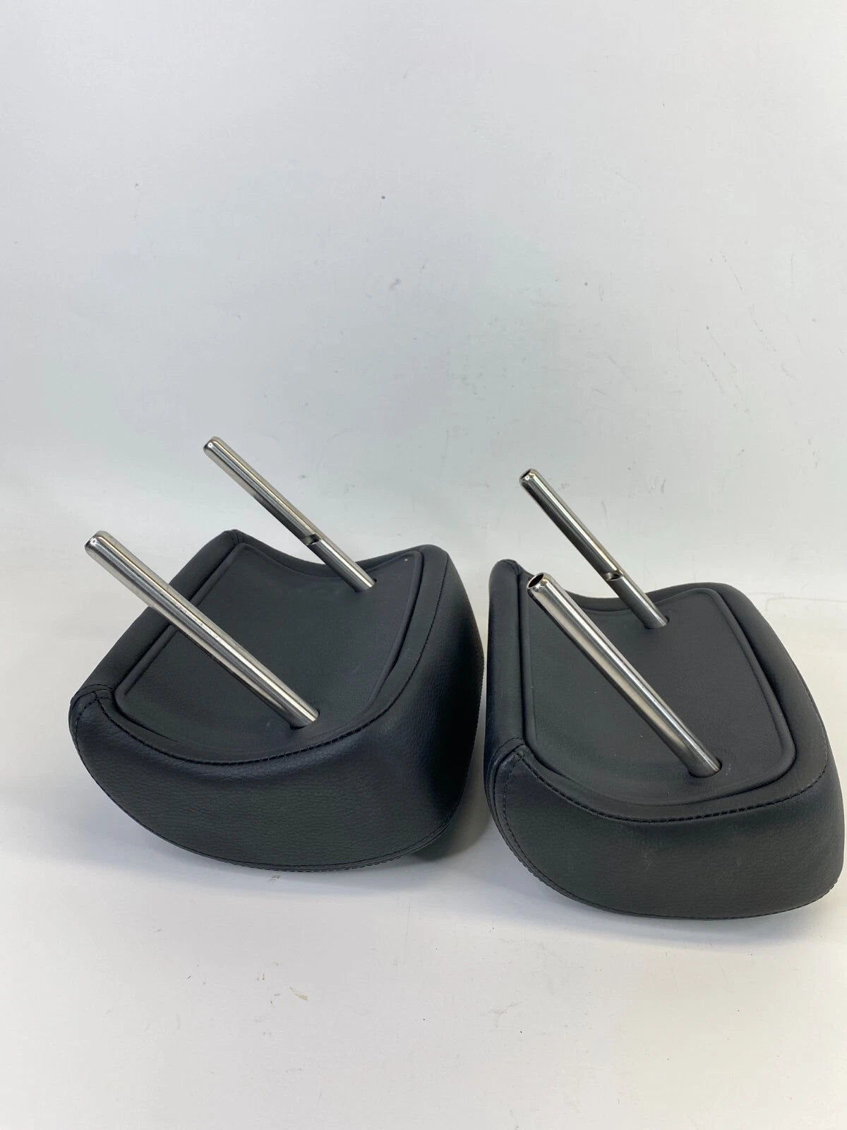 2009-2012 VOLKSWAGEN CC REAR SEAT HEADREST HEAD REST LEFT & RIGHT PAIR SET OEM