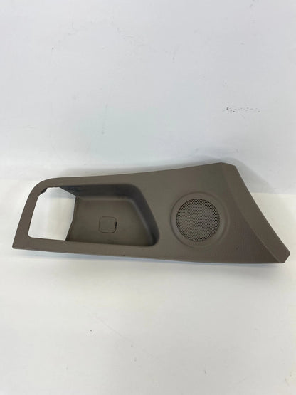2005-2010 KIA SPORTAGE FRONT RIGHT INSIDE DOOR HANDLE TRIM BEZEL 82621-1F010