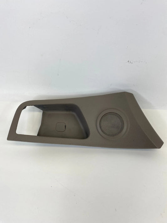 2005-2010 KIA SPORTAGE FRONT RIGHT INSIDE DOOR HANDLE TRIM BEZEL 82621-1F010