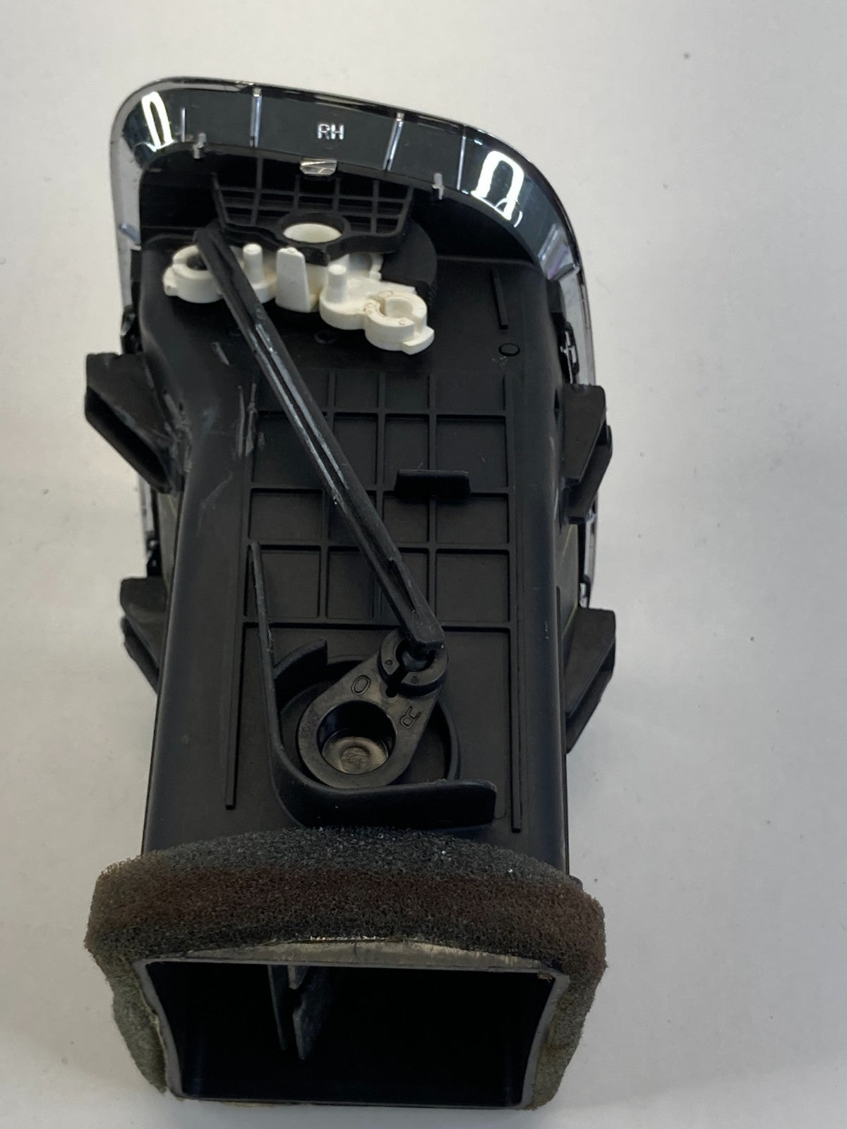 11-13 Dodge Durango Dash Right Side Heater Air Vent Outlet Grille 00006044-01