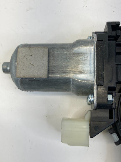 2014-2016 Kia Soul 14-19 Soul EV Front Right Power Window Motor 82460-B2000 OEM