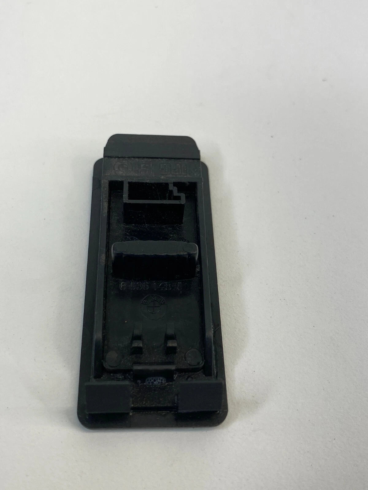 2006-2010 BMW 550I HANDS FREE MICROPHONE TRIM COVER ONLY BEZEL PANEL 6936148-01