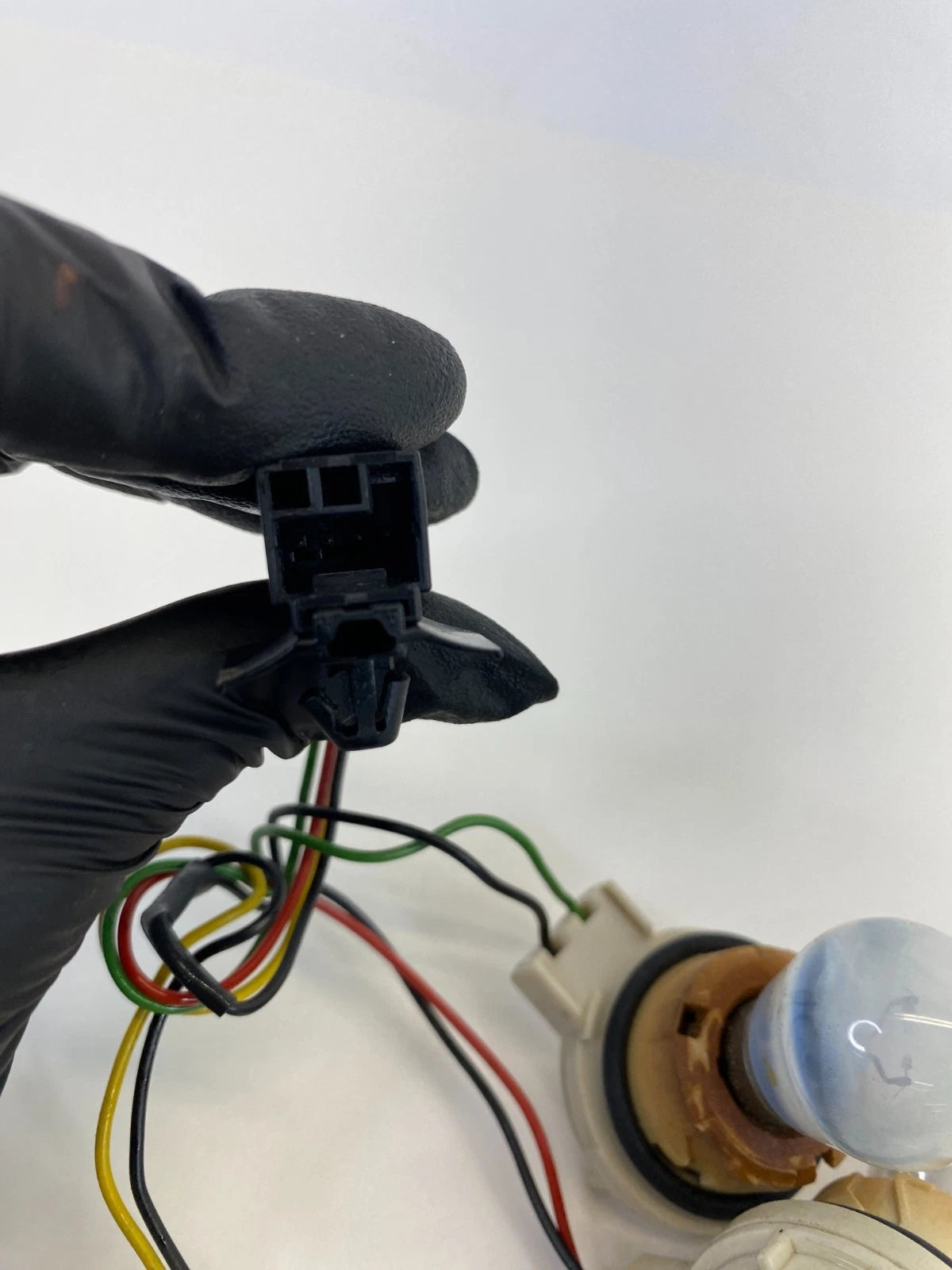 04 05 06 07 Saab 9-3 Rear Tail Light Taillight Lamp Wire Socket Harness OEM