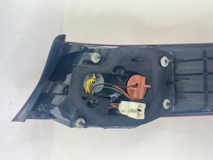 2015-2017 HYUNDAI SONATA LEFT OUTER QUARTER TAIL LIGHT TAILLIGHT 92401-C2000 OEM