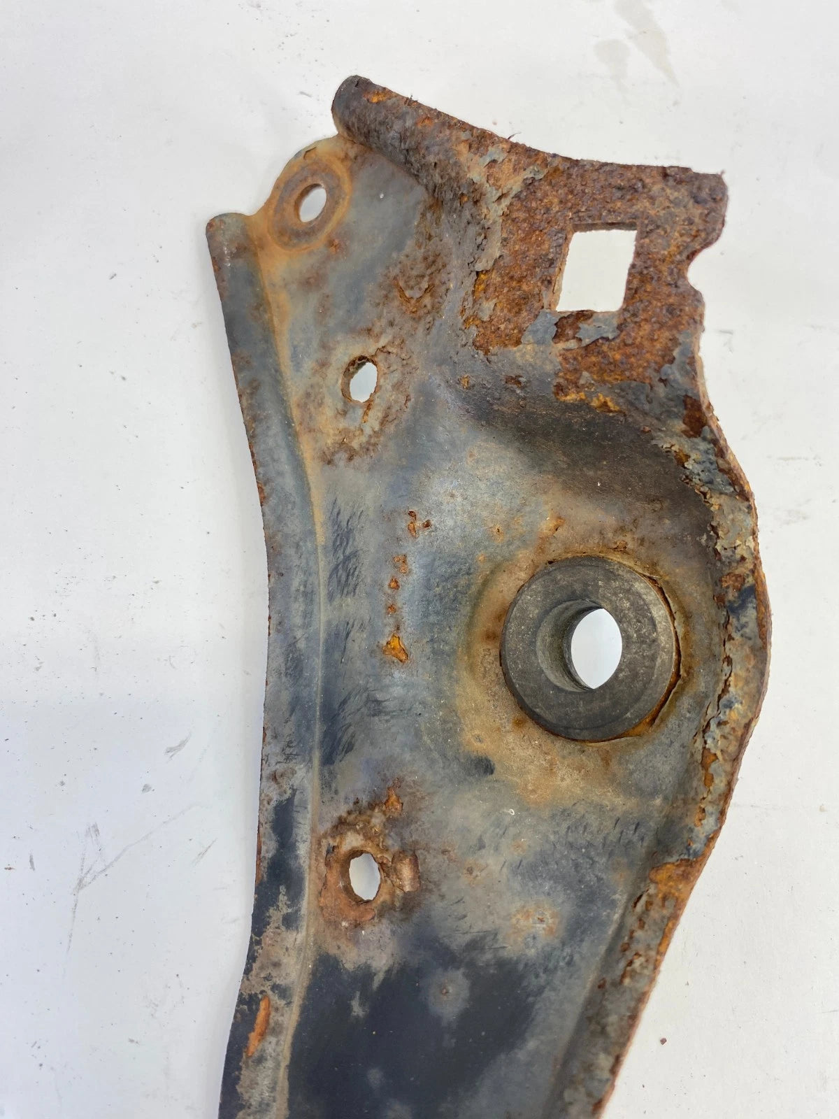 08-12 Honda Accord / Crosstour Upper Radiator Bracket Mount Support Pair Set OEM