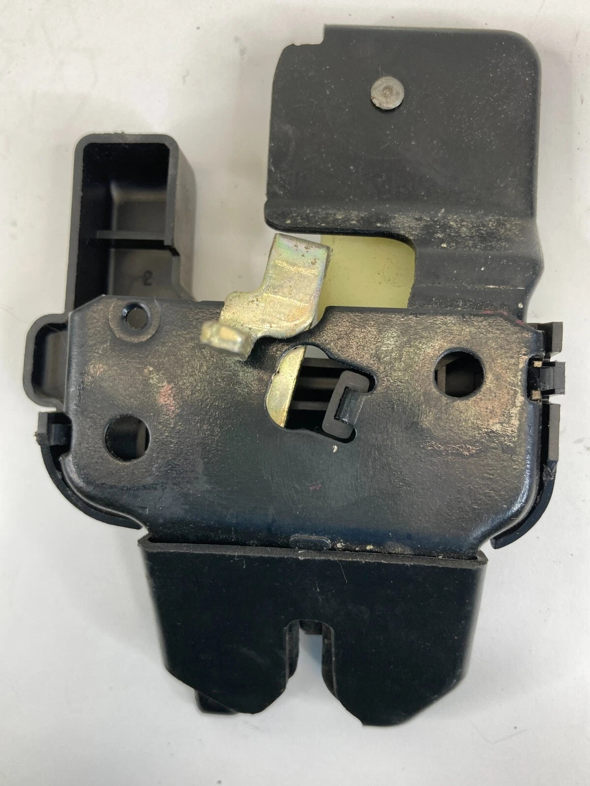 2000-2006 NISSAN SENTRA SEDAN REAR TRUNK LID LOCK LATCH RELEASE ACTUATOR OEM
