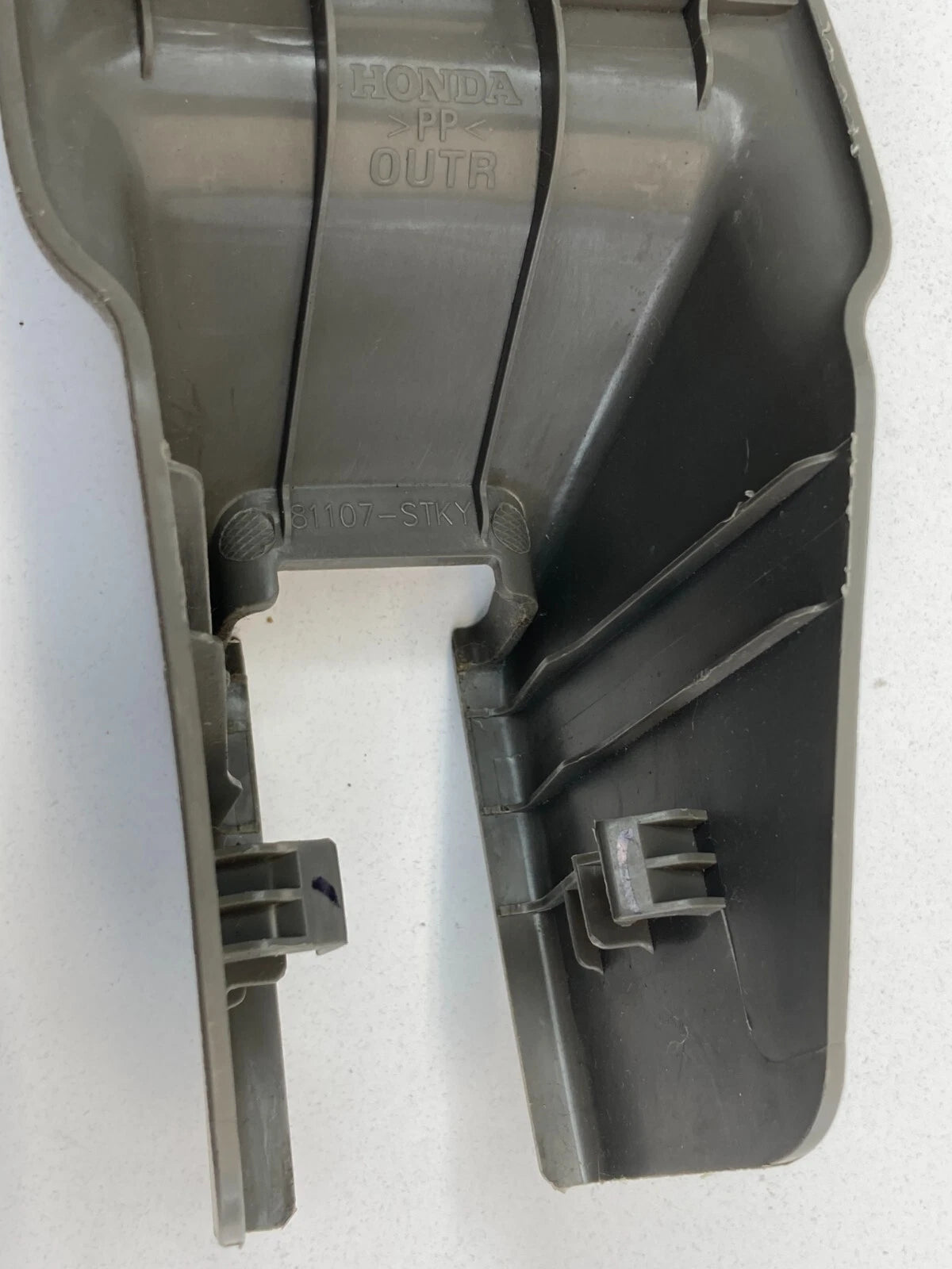 09-12 ACURA RDX REAR RIGHT PASSENGER SEAT TRACK END COVER TRIM CAP 81107-STKY