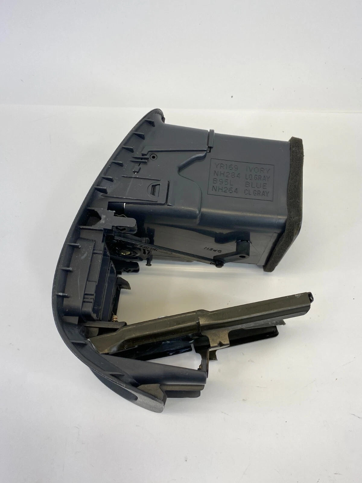 1998-2002 HONDA ACCORD LEFT DRIVER DASH A/C AIR VENT OUTLET BEZEL GRILL OEM