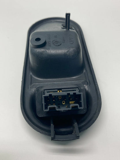99-02 LAND ROVER DISCOVERY FRONT LEFT DOOR HANDLE BEZEL W/ WINDOW SWITCH AWR6051