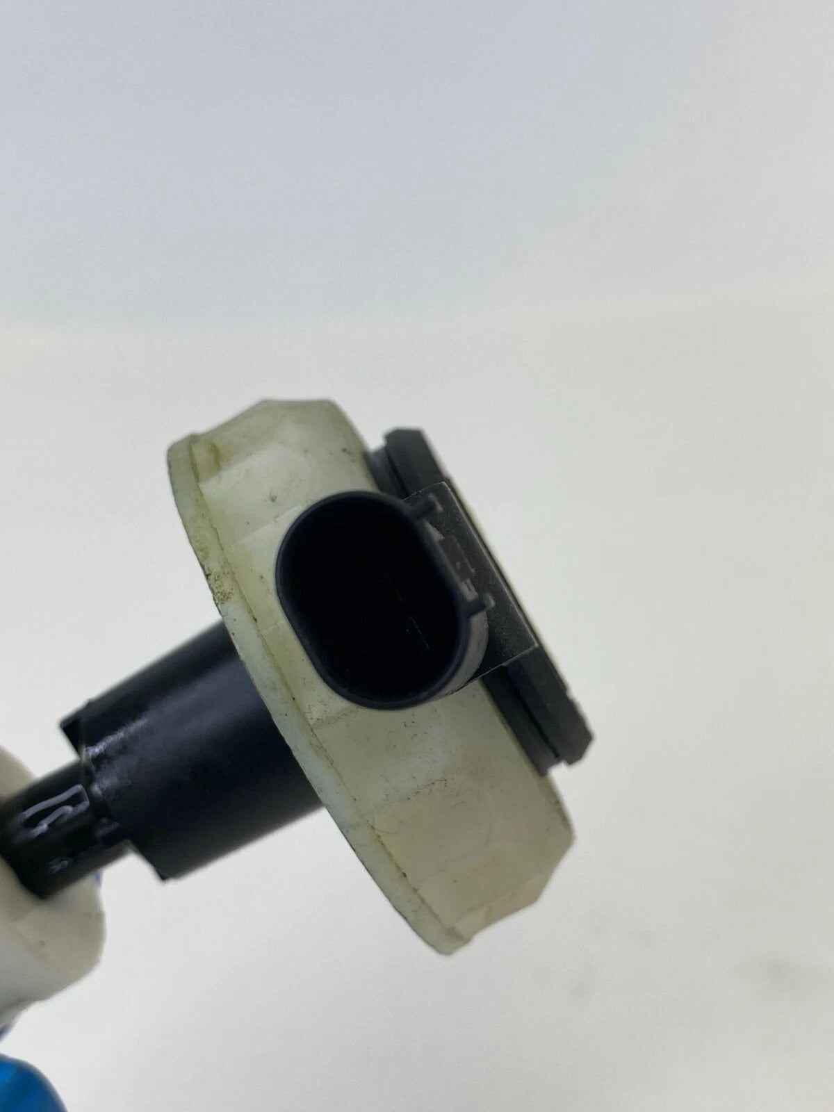 2009 2010 BMW 535I XDRIVE BRAKE FLUID MASTER CYLINDER RESERVOIR CAP COVER OEM