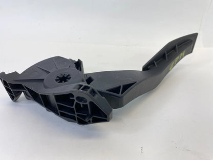 2011-2017 BUICK REGAL CXL ELECTRONIC ACCELERATOR GAS PEDAL ASSEMBLY 13237352 OEM