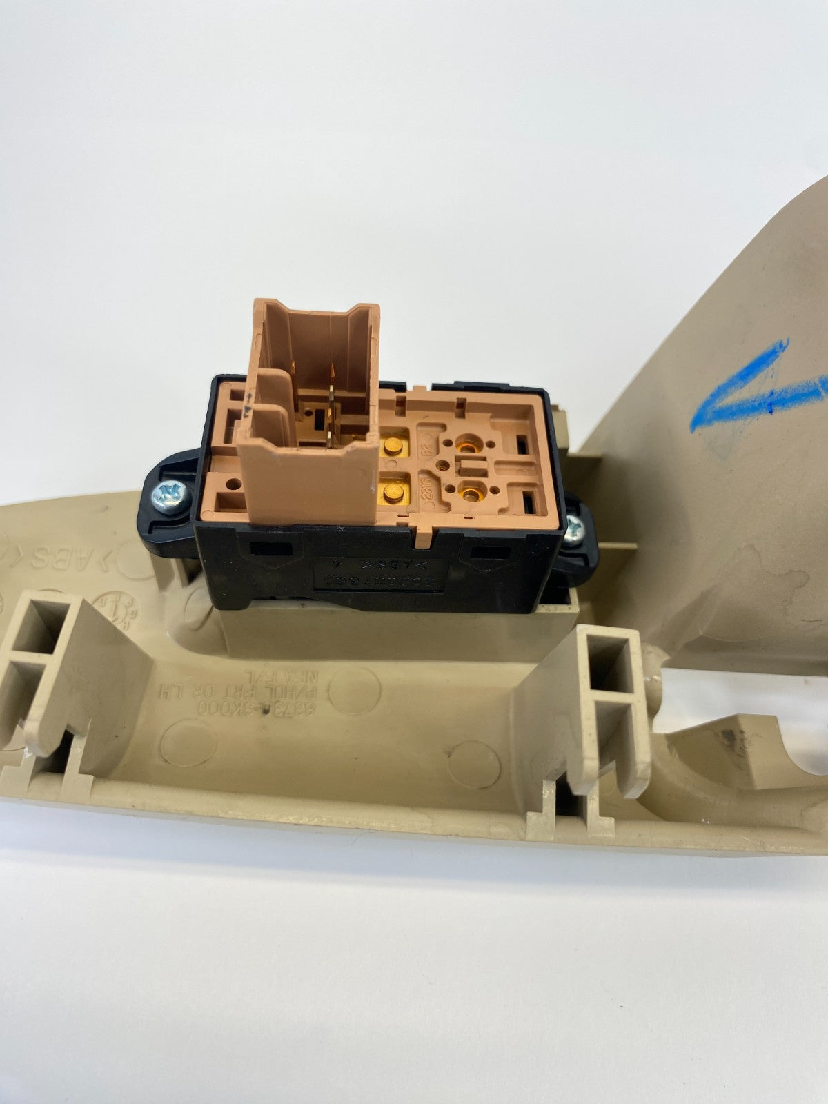 2008-2010 Hyundai Sonata Rear Left Door Power Window Control Switch w/ Bezel OEM