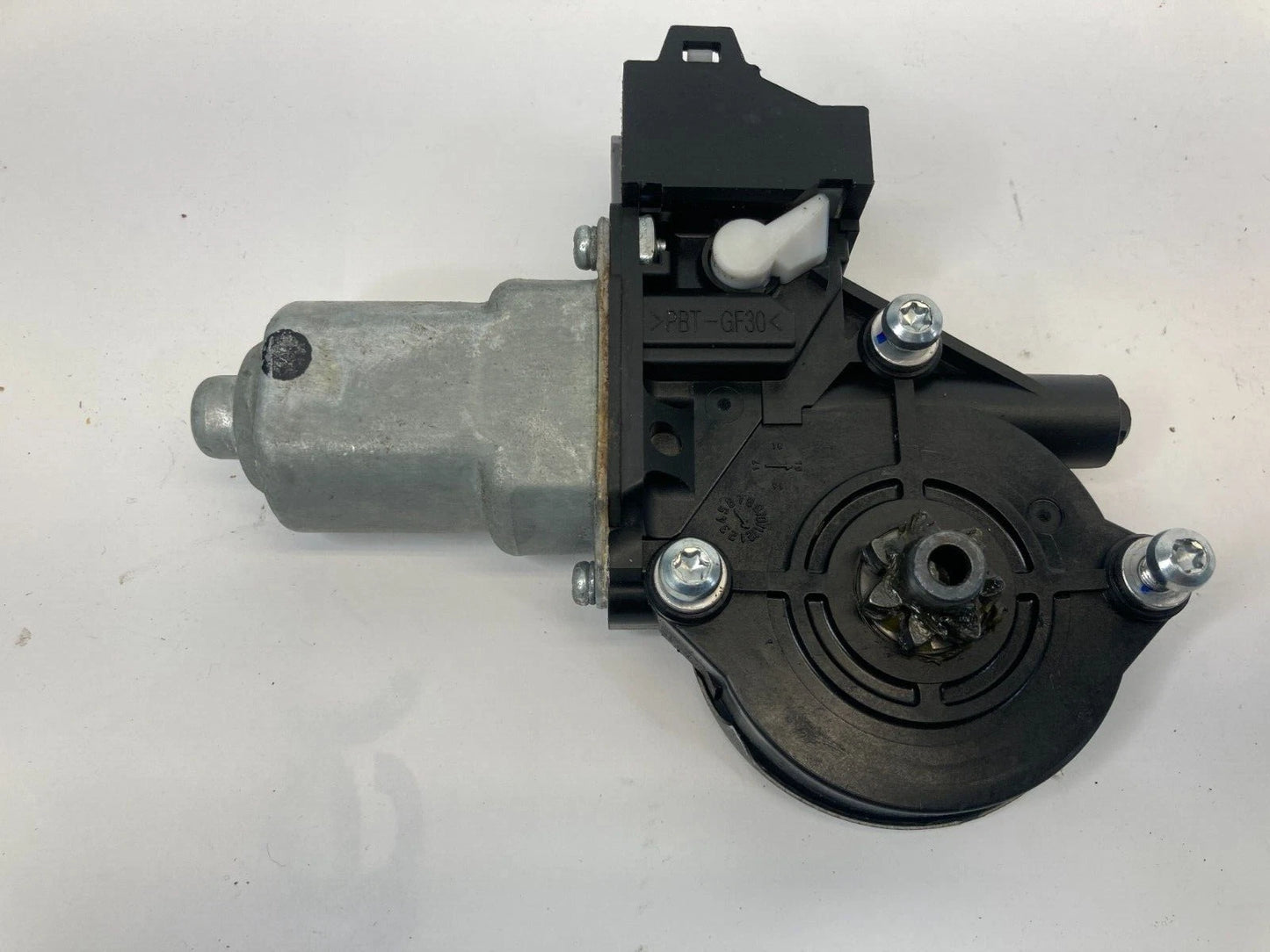 13-18 ALTIMA 13-19 NISSAN SENTRA REAR RIGHT SIDE POWER WINDOW MOTOR 82730-3TA2A