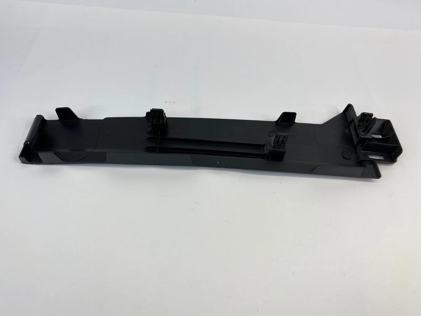 16-19 FORD EXPLORER POLICE INTERCEPTOR FRONT RIGHT PILLAR A MIDDLE KICK PANEL