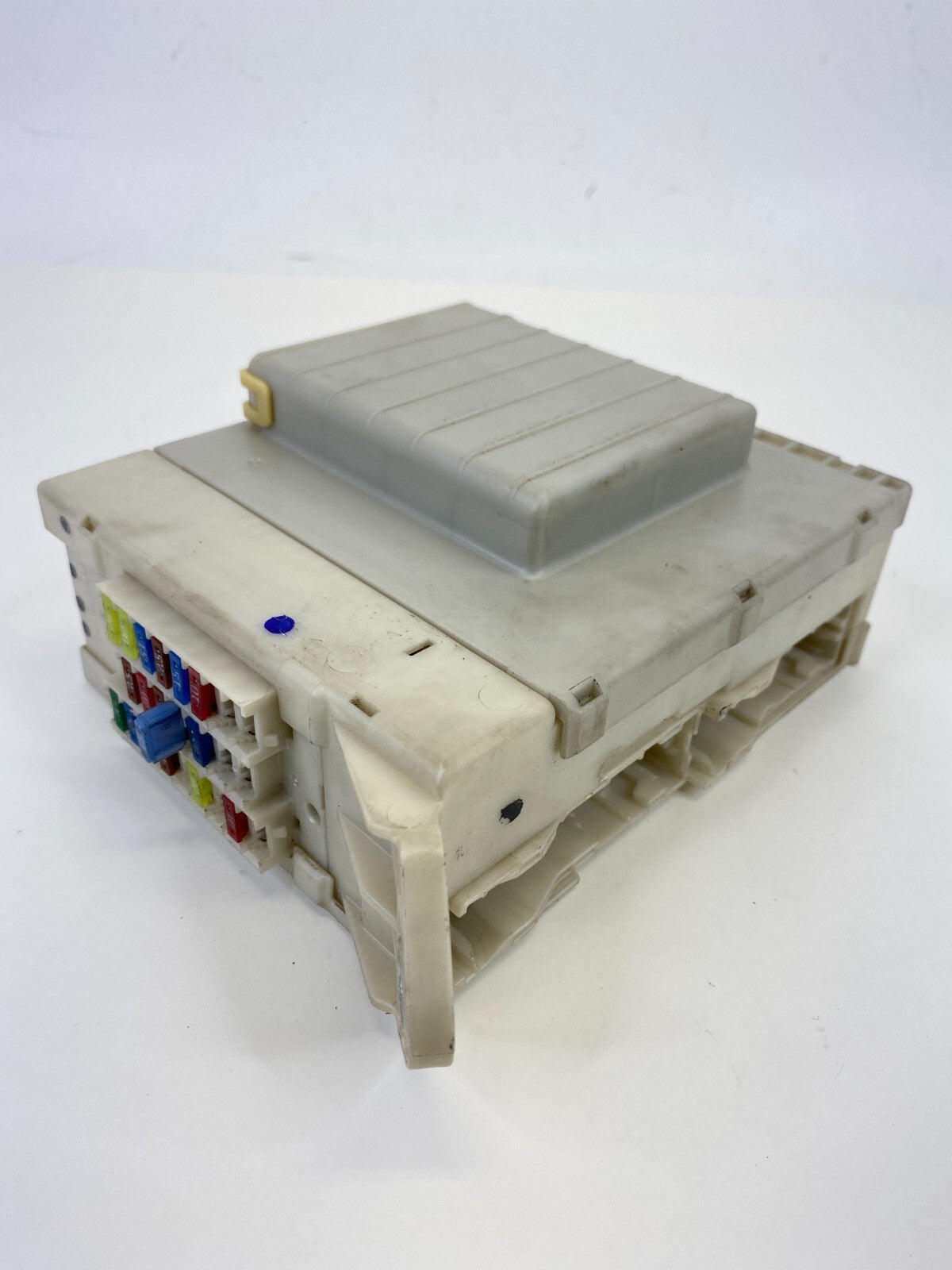 06-08 Lexus IS250 Dash Right Side Cabin Fuse Relay Junction Block 8273053040 OEM