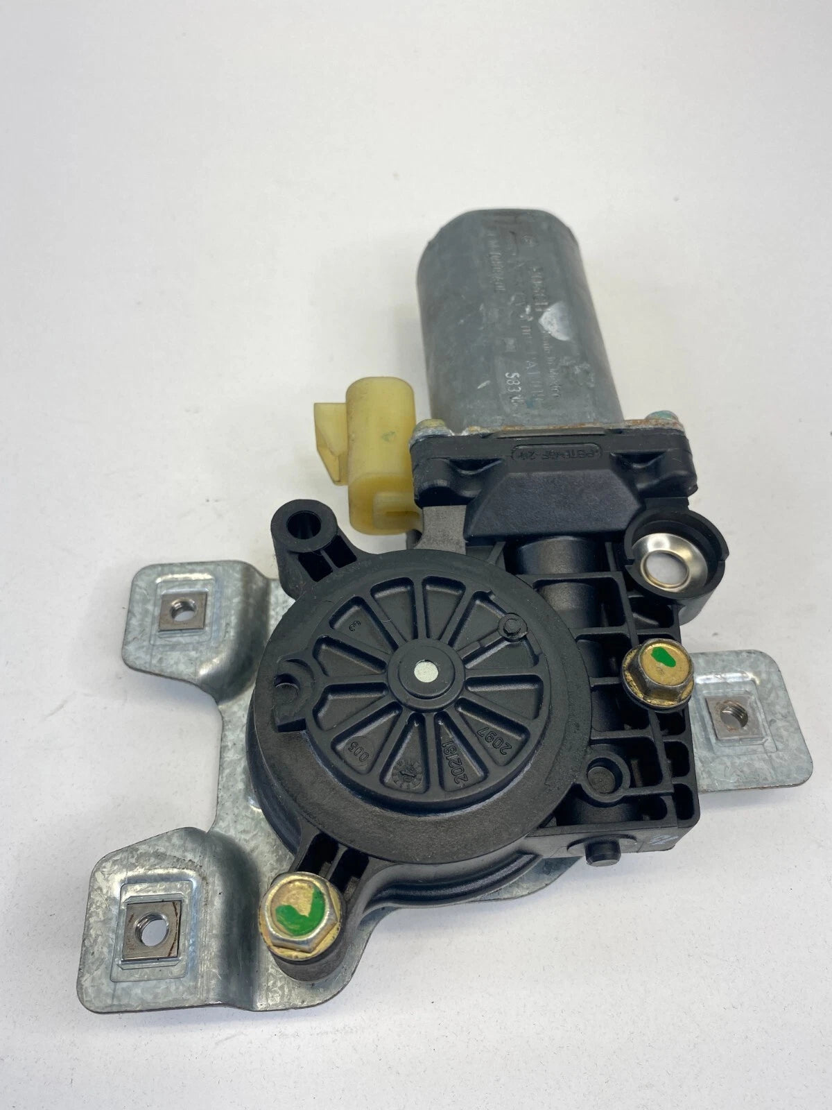 2002-2007 SATURN VUE REAR LEFT SIDE DOOR POWER WINDOW MOTOR 6004-PA1019 OEM