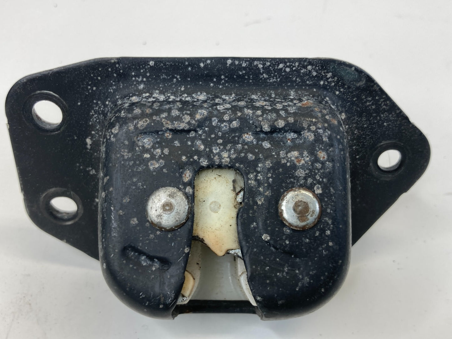 2008-2013 Nissan Rogue 2007-2012 Versa Rear Trunk Lock Latch Actuator OEM