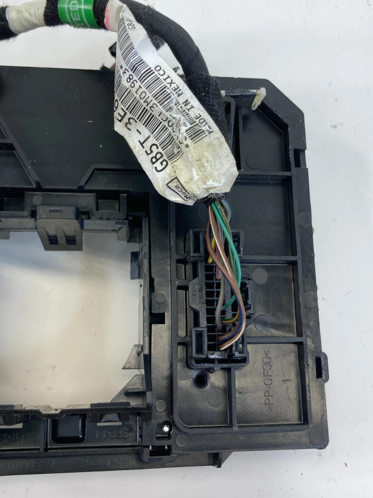 2016-2019 FORD EXPLORER INTERCEPTOR COMBINATION SWITCH HOUSING BRACKET OEM