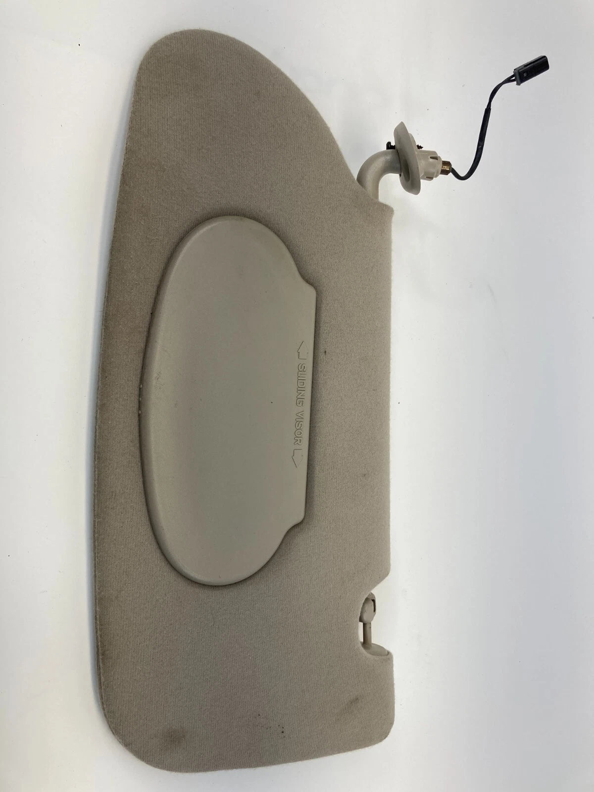 2002 CHRYSLER PT CRUISER FRONT RIGHT PASSENGER SIDE SUNVISOR SHADE SUN VISOR OEM