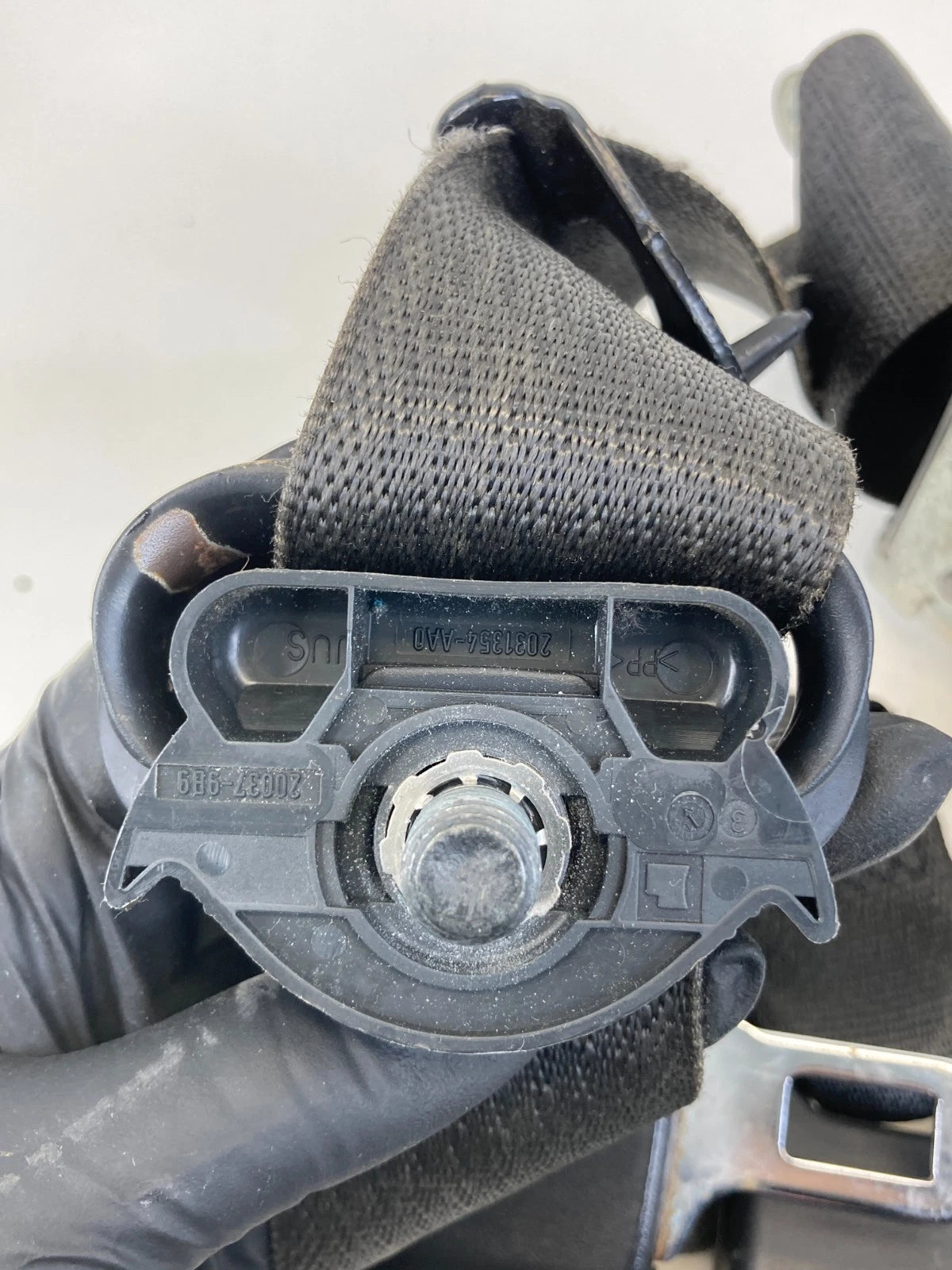 2010-2013 Buick LaCrosse Front Left Driver Seat Belt Retractor OEM