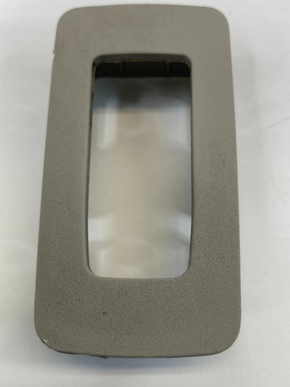 2005-2007 DODGE MAGNUM REAR LEFT PANEL DOOR WINDOW SWITCH TRIM BEZEL 1052530AB