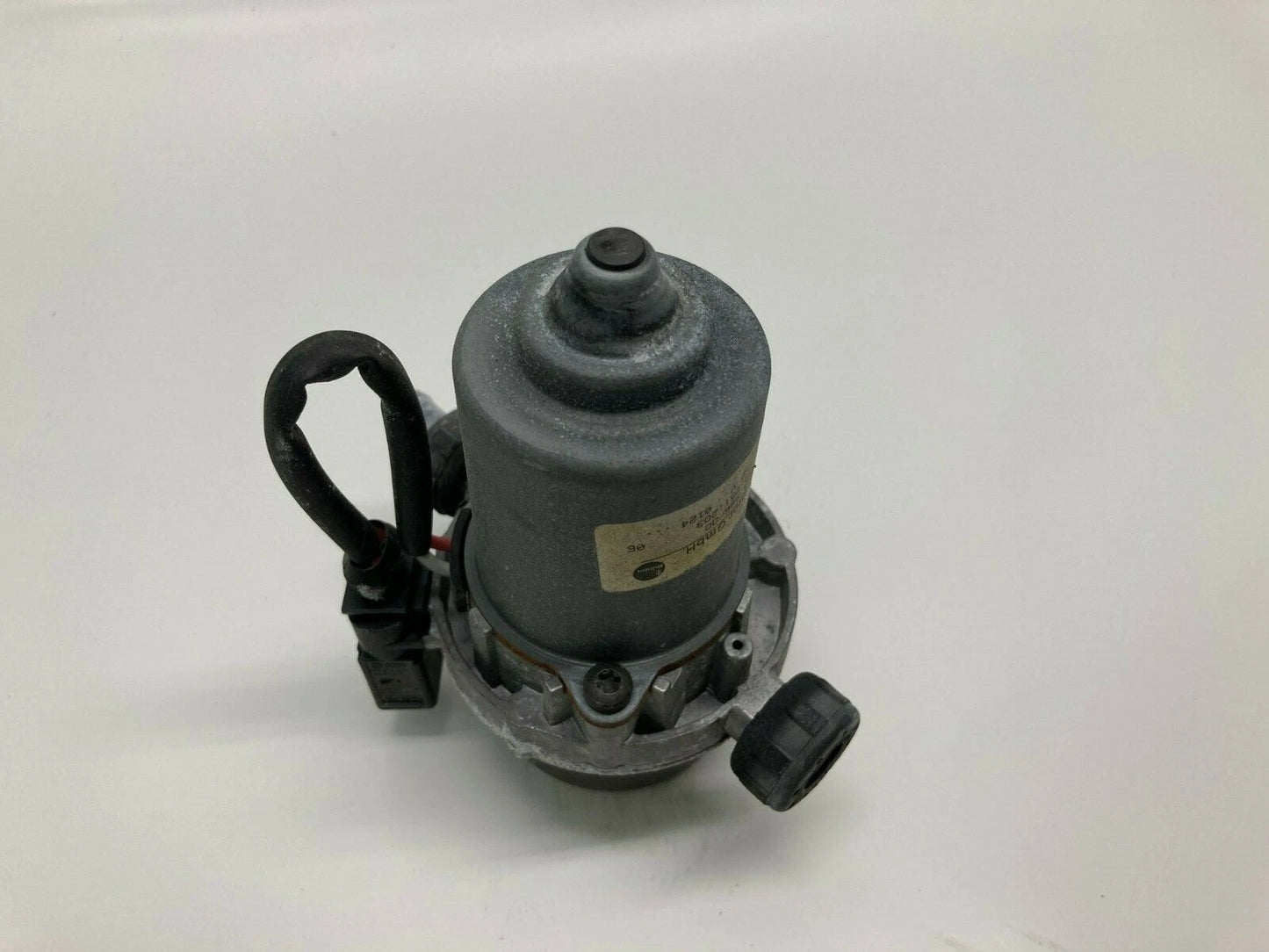 2003-2005 PASSAT 2002-2006 AUDI A4 QUATTRO BRAKE VACUUM PUMP 8E0-927-317A OEM